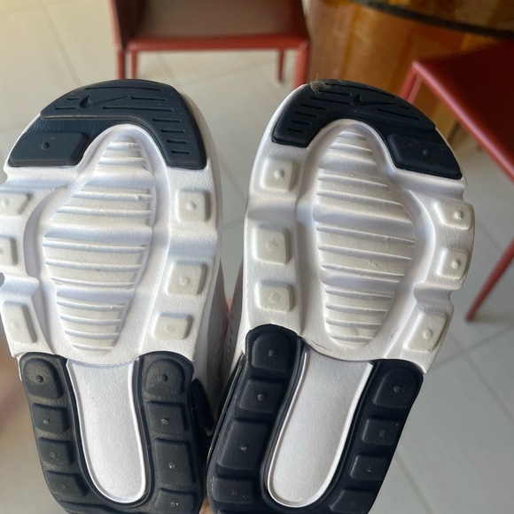 Kids Nike Air Max 270 - Picture 3 of 7